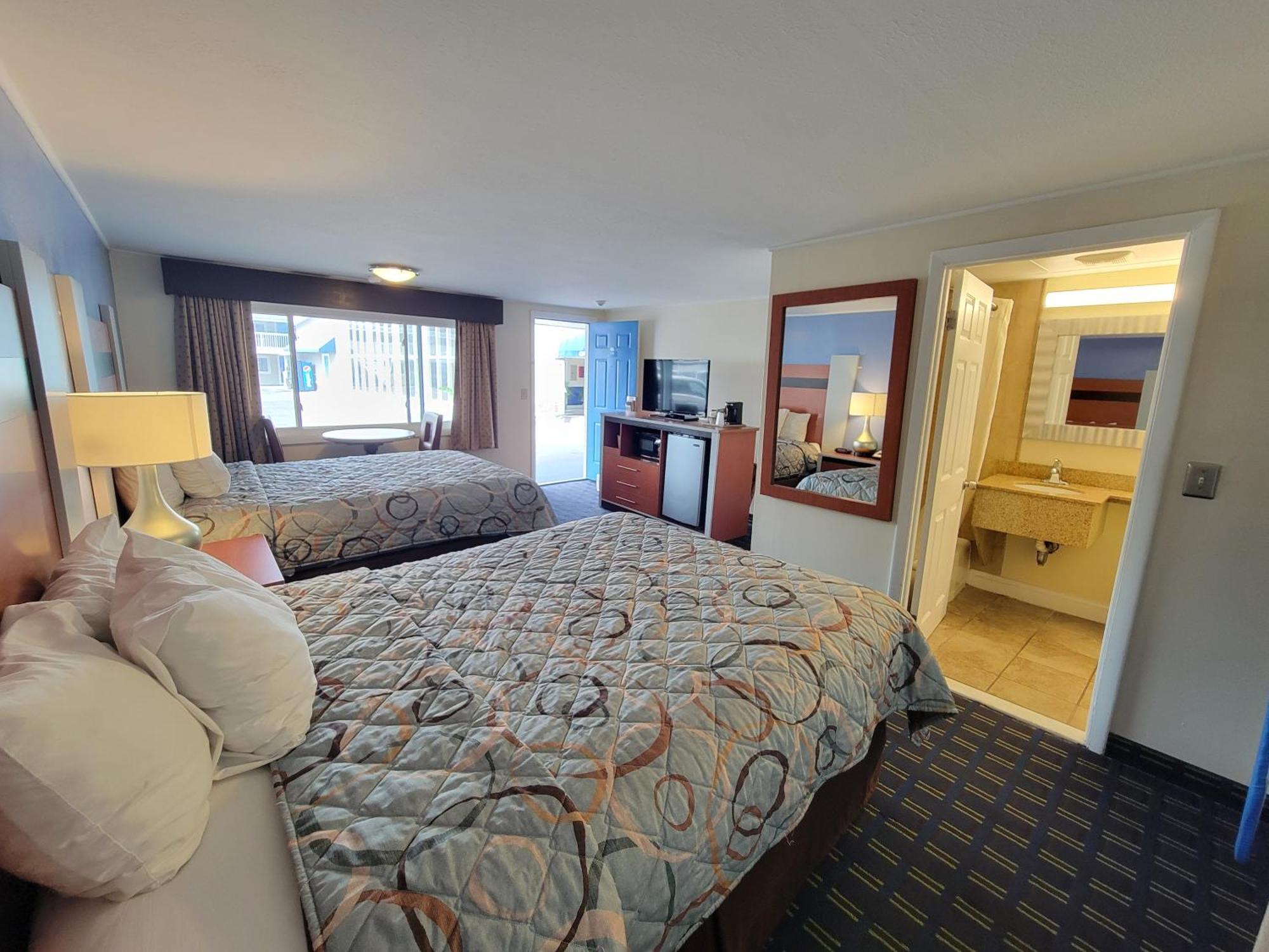 Days By Wyndham - Cape Cod Motel West Yarmouth