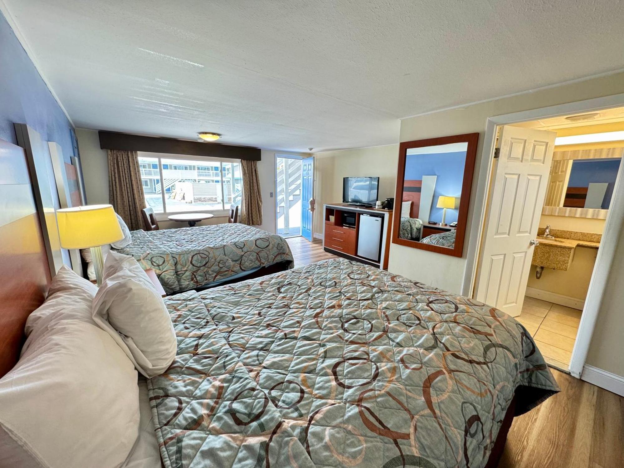 Motel Days By Wyndham - Cape Cod