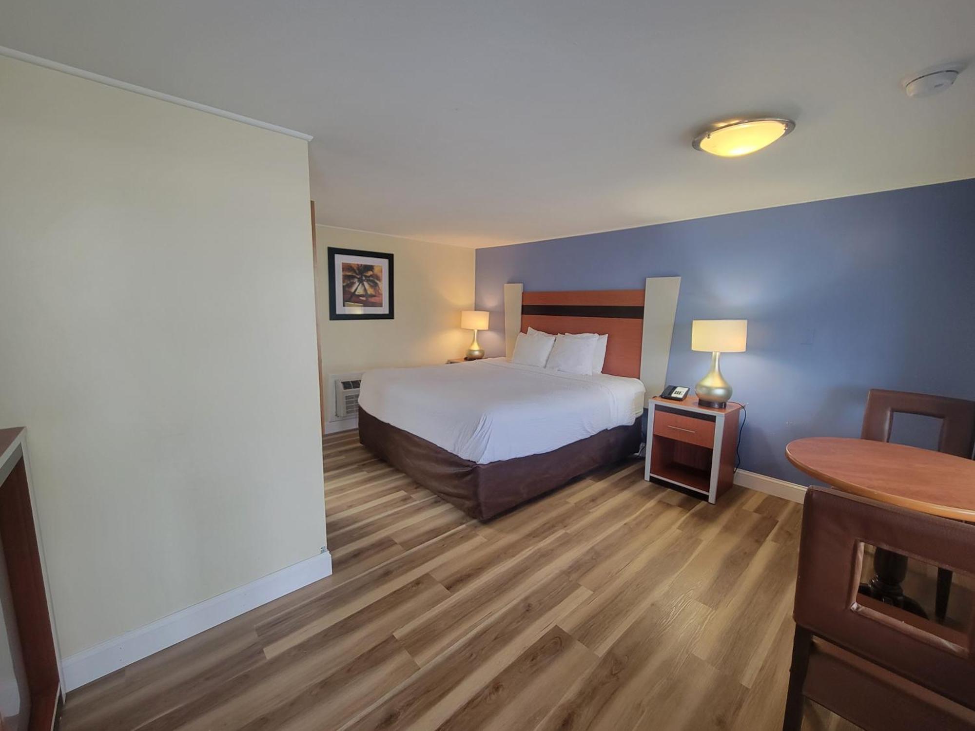 Motel Days By Wyndham - Cape Cod 3*