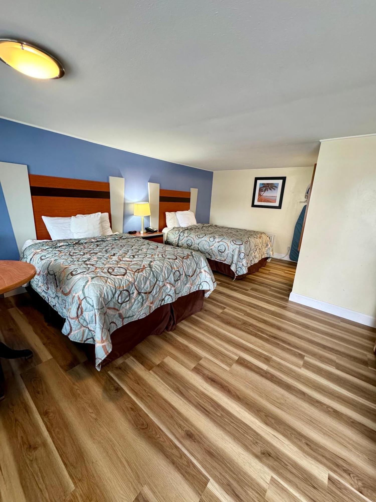 Days By Wyndham - Cape Cod