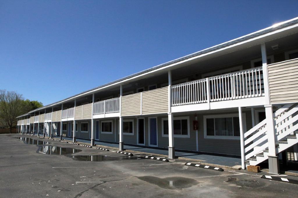 Motel Days By Wyndham - Cape Cod West Yarmouth