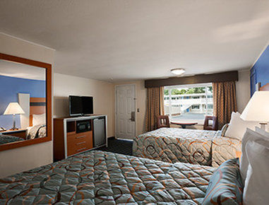 Days By Wyndham - Cape Cod